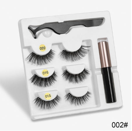 A Pair Of False Eyelashes With Magnets In Fashion - Urban Mart